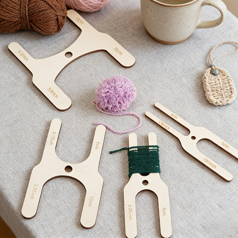 ชุดเครื่องมือทำพู่ไม้ 4 ชิ้น 4 - Pom Pom Maker Tool บทวิจารณ์และราคา